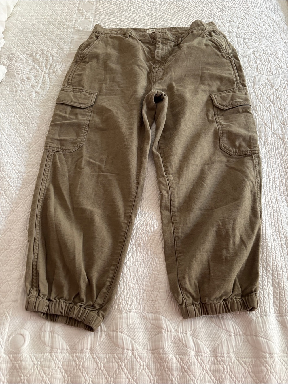 Madewell women’s cotton cropped pant in olive/brown   Size 30